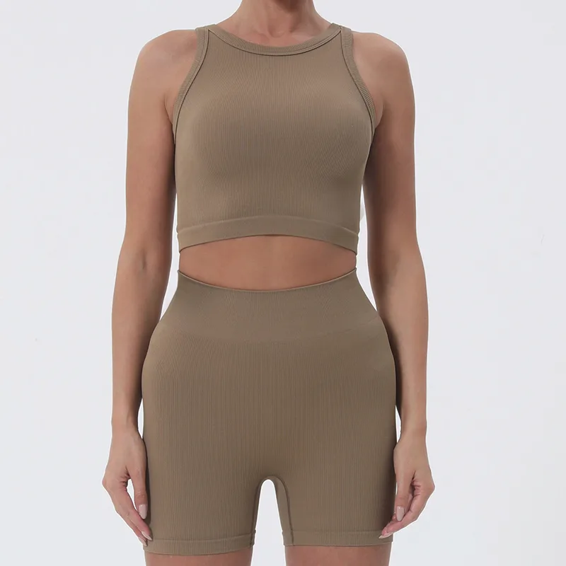 Conjunto crop canalé & short